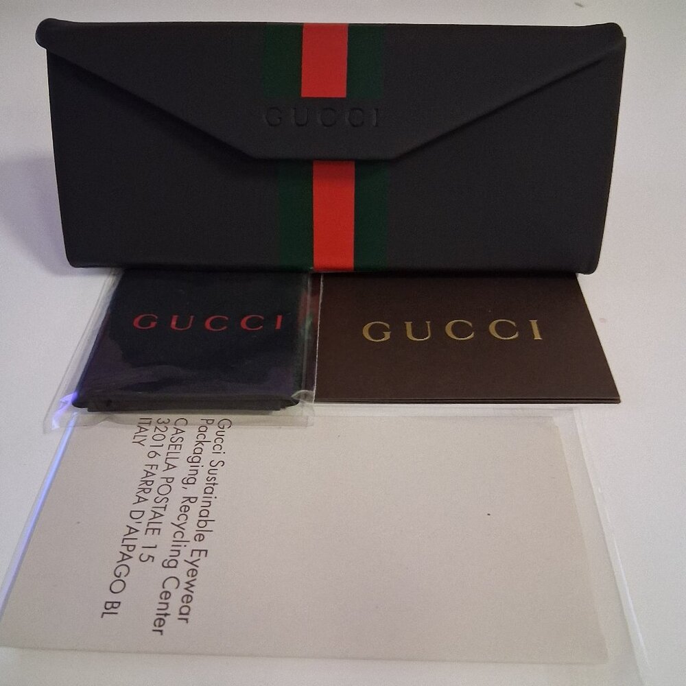 Gucci Foldable Sunglasses Case – Brand New with Cloth